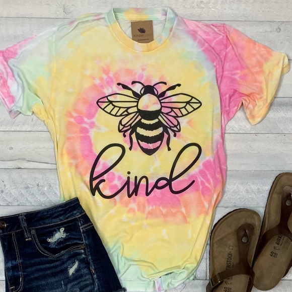 bee kind tie-dye t-shirt - Picture 1 of 2